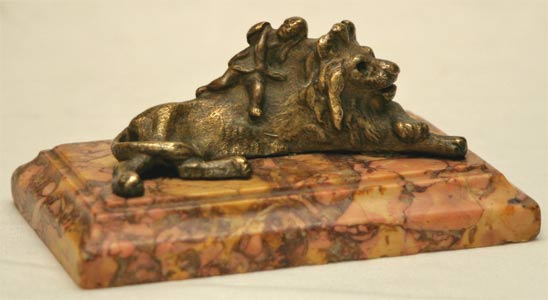 Bronze Löwe Engel