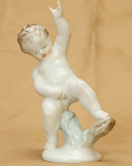 Herend Putto