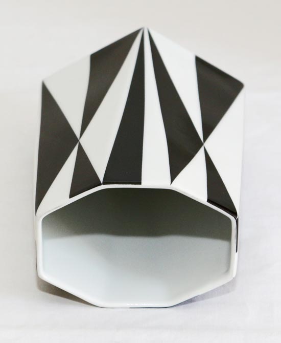 Design Porzellan Vase Blumenvase schwarz weiss